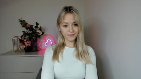 Snapshot of perfectxcindy chatting on 01.03.25 Cindy online show from 01.03.25