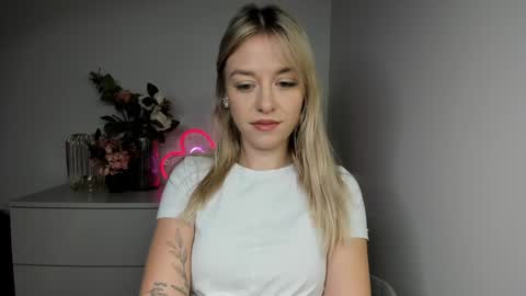 Snapshot of perfectxcindy chatting on 01.07.25 Cindy online show from 01.07.25