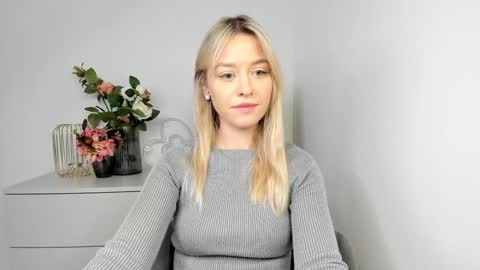 Snapshot of perfectxcindy chatting on 01.09.25 Cindy online show from 01.09.25