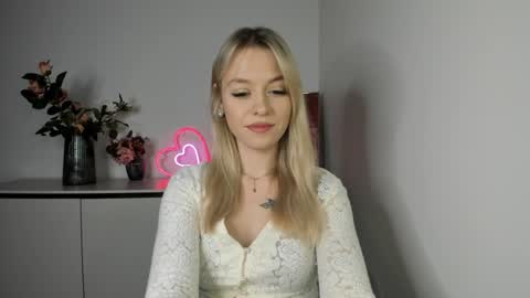 Snapshot of perfectxcindy chatting on 01.28.25 Cindy online show from 01.28.25