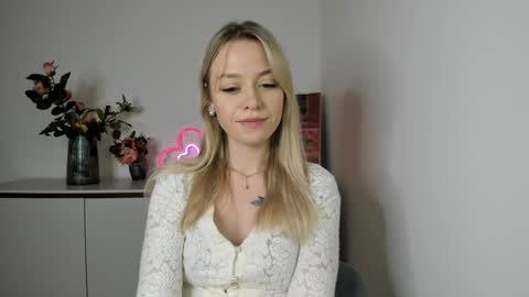 Snapshot of perfectxcindy chatting on 01.28.25 Cindy online show from 01.28.25