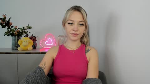 Snapshot of perfectxcindy chatting on 02.05.25 Cindy online show from 02.05.25