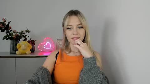 Snapshot of perfectxcindy chatting on 02.13.25 Cindy online show from 02.13.25