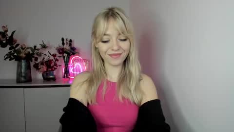 Snapshot of perfectxcindy chatting on 02.25.25 Cindy online show from 02.25.25