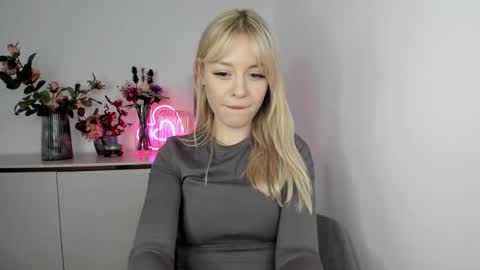 Snapshot of perfectxcindy chatting on 02.27.25 Cindy online show from 02.27.25