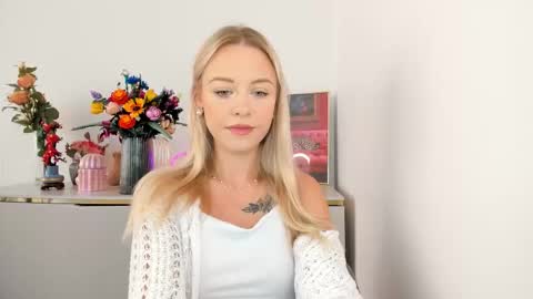 Snapshot of perfectxcindy chatting on 09.27.25 Cindy online show from 09.27.25