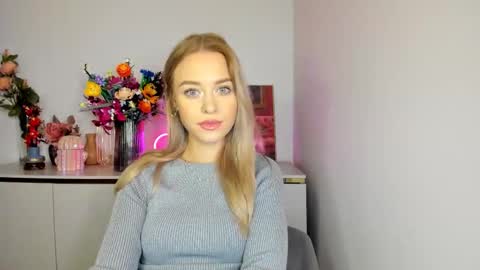 Snapshot of perfectxcindy chatting on 10.16.25 Cindy online show from 10.16.25