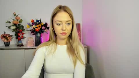 Snapshot of perfectxcindy chatting on 11.13.25 Cindy online show from 11.13.25