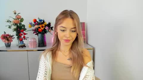 Snapshot of perfectxcindy chatting on 11.27.25 Cindy online show from 11.27.25