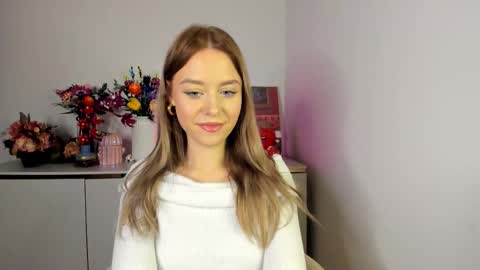 Snapshot of perfectxcindy chatting on 12.04.25 Cindy online show from 12.04.25