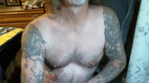 Snapshot of perkymalenipples chatting on 12.02.24 perkymalenipples online show from 12.02.24