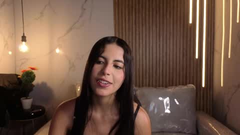 Snapshot of perla_lovely chatting on 05.02.26 perla_lovely online show from 05.02.26