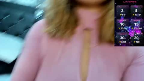 Snapshot of perla_thompson1 chatting on 01.20.25 Perla Thompson online show from 01.20.25