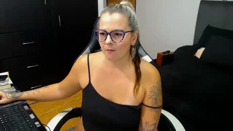 goloza online show from 11.09.25