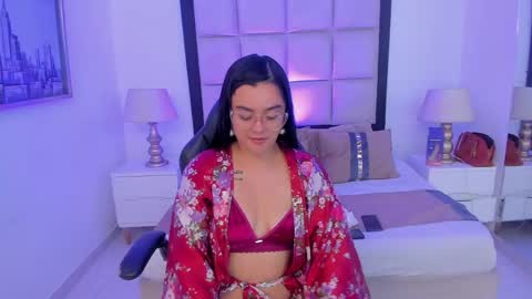 Snapshot of perlawatsonn chatting on 06.02.26 perlawatsonn online show from 06.02.26