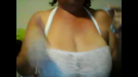 perlita070822 online show from 12.18.24