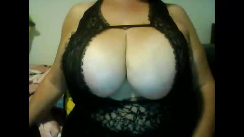 perlita070822 online show from 01.08.25