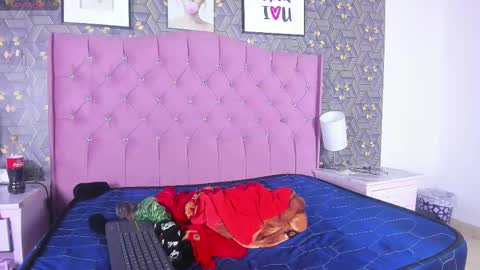 Snapshot of perlita_suarez chatting on 03.10.25 perlita_suarez online show from 03.10.25