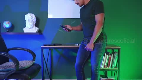 Snapshot of perseoo_88 chatting on 12.04.24 andres online show from 12.04.24