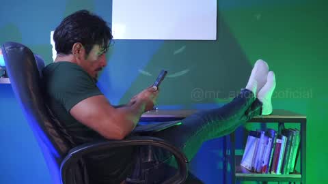 Snapshot of perseoo_88 chatting on 12.04.24 andres online show from 12.04.24