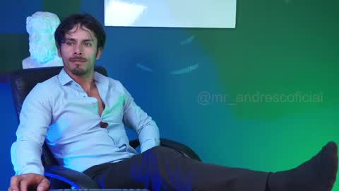 Snapshot of perseoo_88 chatting on 12.12.24 andres online show from 12.12.24