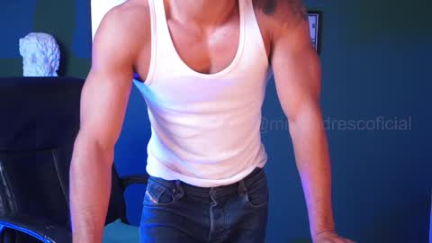 Snapshot of perseoo_88 chatting on 12.18.24 andres online show from 12.18.24