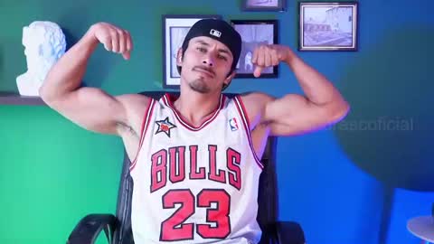 Snapshot of perseoo_88 chatting on 01.29.25 andres online show from 01.29.25