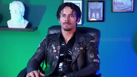 Snapshot of perseoo_88 chatting on 01.30.25 andres online show from 01.30.25