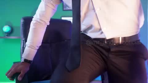 Snapshot of perseoo_88 chatting on 02.01.25 andres online show from 02.01.25