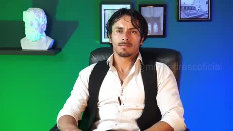 Snapshot of perseoo_88 chatting on 02.18.25 andres online show from 02.18.25