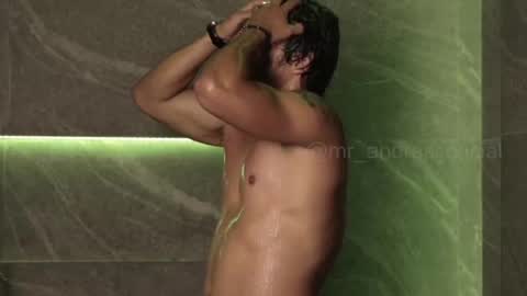 Snapshot of perseoo_88 chatting on 11.19.25 andres online show from 11.19.25