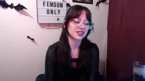 Snapshot of persephones_garden chatting on 03.26.26 Persephone online show from 03.26.26