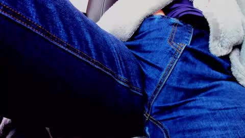 horror flying on the wings of the night.... online show from 02.01.25