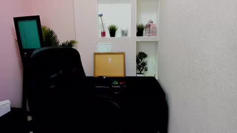 horror flying on the wings of the night.... online show from 02.09.25