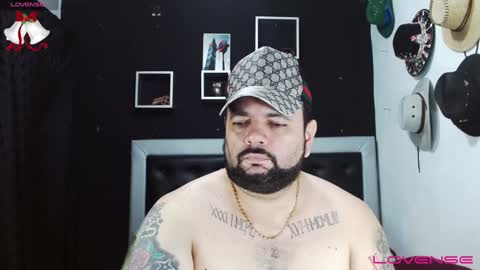 Snapshot of perverseveteranmanxxx chatting on 12.30.24 Carlos online show from 12.30.24