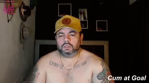 Snapshot of perverseveteranmanxxx chatting on 01.11.25 Carlos online show from 01.11.25