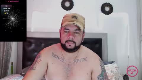 Snapshot of perverseveteranmanxxx chatting on 10.14.25 Carlos online show from 10.14.25