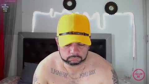 Snapshot of perverseveteranmanxxx chatting on 10.21.25 Carlos online show from 10.21.25