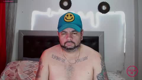 Snapshot of perverseveteranmanxxx chatting on 10.22.25 Carlos online show from 10.22.25