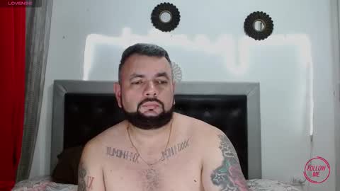 Snapshot of perverseveteranmanxxx chatting on 11.02.25 Carlos online show from 11.02.25