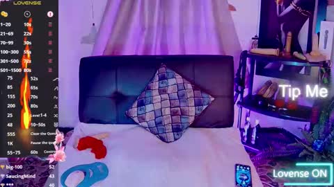 ESMERALDA online show from 11.12.25