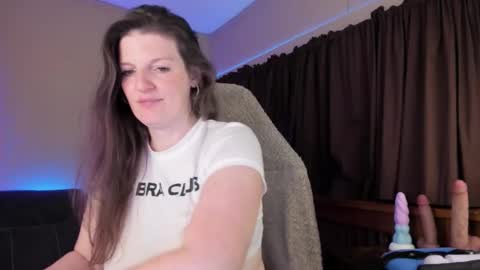 Kelly online show from 11.21.25