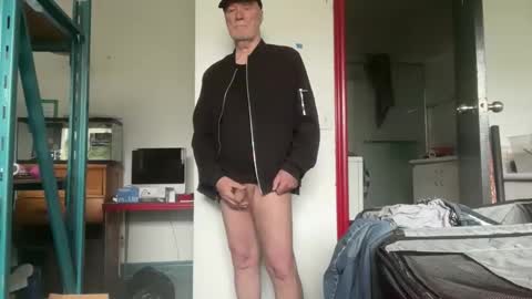 Snapshot of peter4443 chatting on 05.23.26 peter4443 online show from 05.23.26