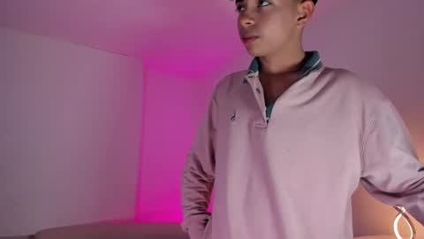 Snapshot of peter_chase chatting on 10.02.25 Peter online show from 10.02.25