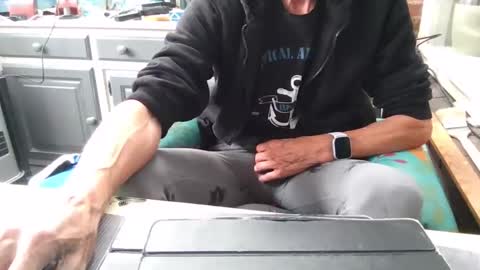 Snapshot of peter_on_kik chatting on 10.04.25 make me cum in pvt dutch german daddy c2c bigcock online show from 10.04.25