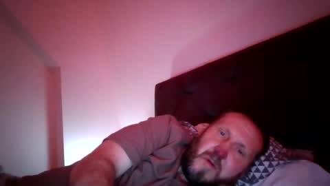 Snapshot of peterpeters443 chatting on 04.20.26 jelle online show from 04.20.26