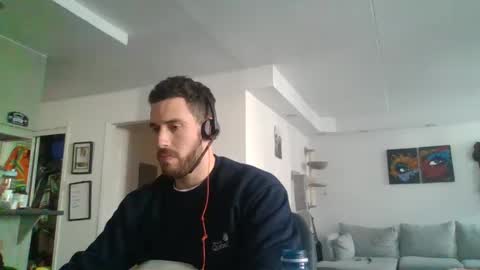 Snapshot of peterskinny24 chatting on 12.13.24         ttps VF8L9ABFMref wl share online show from 12.13.24