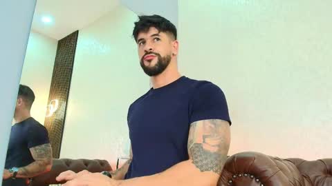 Snapshot of petesevans_1 chatting on 05.16.26 PETES EVANS new account online show from 05.16.26