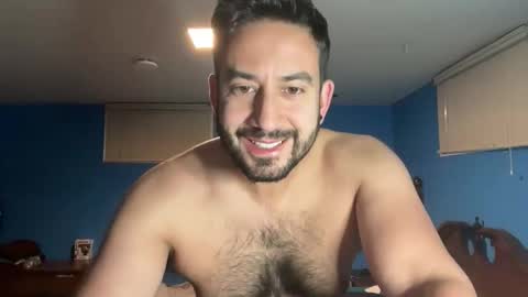 Snapshot of peteypete204 chatting on 11.28.25 peteypete204 online show from 11.28.25