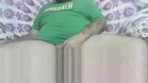 Snapshot of petit1985 chatting on 10.06.25 Francescco online show from 10.06.25